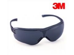 3M10435防护眼镜防冲击防雾护目镜防尘防强光眼镜 安全眼镜防风