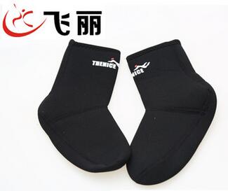 供应湿式潜水袜冬泳袜子图3