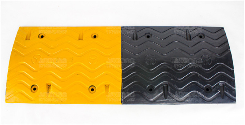 武汉道路减速设施:减速带直销图2