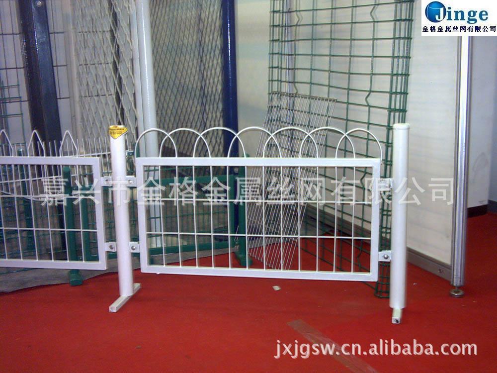 南通白色栅栏网/浙江沪新型塑钢护栏网/小区别墅围栏网博达筛网图1