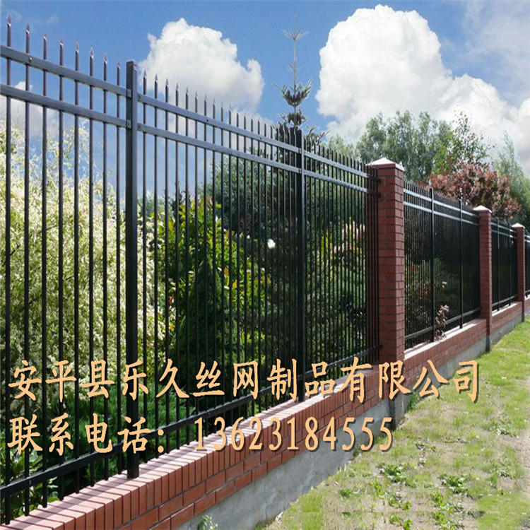 锌钢铁艺护栏 热镀锌锌钢护栏 小区外墙防护栅栏