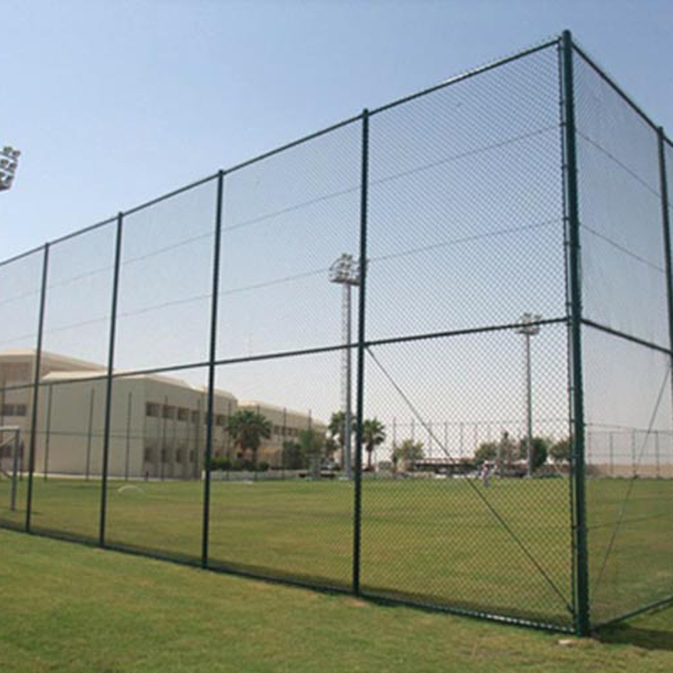 定做 球场围栏 体育场围栏厂家 勾花网球场护栏网 运动场围网