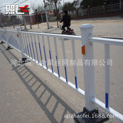 市政护栏道路护栏厂家定制市政交通隔离护栏防撞安全道路护栏