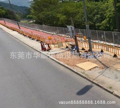 厂家直销出口海外塑胶护栏 交通铁马 道路隔离栏 施工围挡