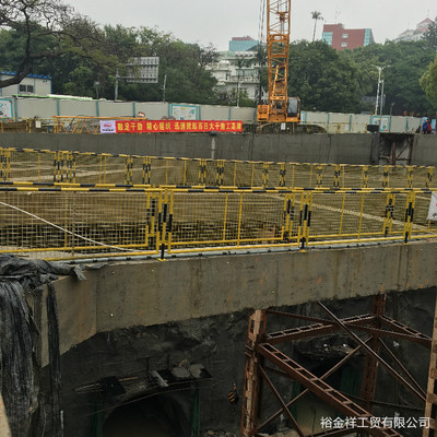 厂家定做建筑工地基坑护栏施工现场临边防护栏安全隔离网坑口护栏