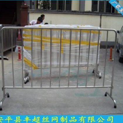厂家批发不锈钢铁马护栏 大型公共场所隔离栏图2