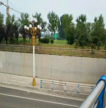 不锈钢复合管护栏 桥梁隔离护栏设计安装 防撞护栏生产厂家图3