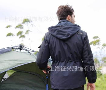 厂家定制高品质冲锋衣 可脱卸式 款式颜色多选 可印logo图案图3