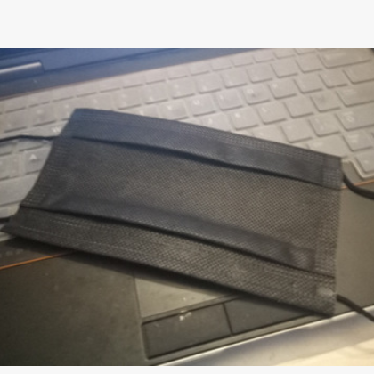 LA标志口罩黑色灰色口罩防雾霾口罩活性碳口罩图2