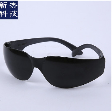 黑色防强光电焊眼镜 电焊防护眼镜 劳保护目镜 氩弧焊护目镜