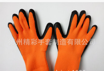 厂家生产7针涤纶毛圈乳胶发泡手套 耐酸碱挂胶手套
