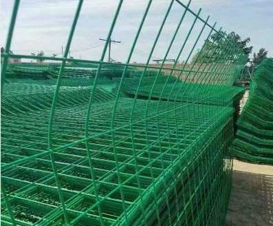 优盾批发绿色钢丝网围栏 边框护栏网海南公路护栏隔离栅