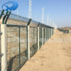 供应铁路隔离栅栏 铁路防护栅栏 圈地养殖铁丝网围栏定制