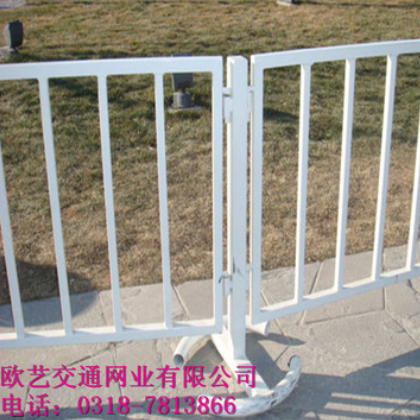 安平欧艺厂家专业生产临时护栏网/操场围栏网量大从优免费取样