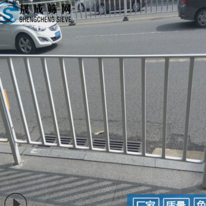 珠海市政道路护栏 道路京式护栏厂家现货 城市市政隔离栏图3