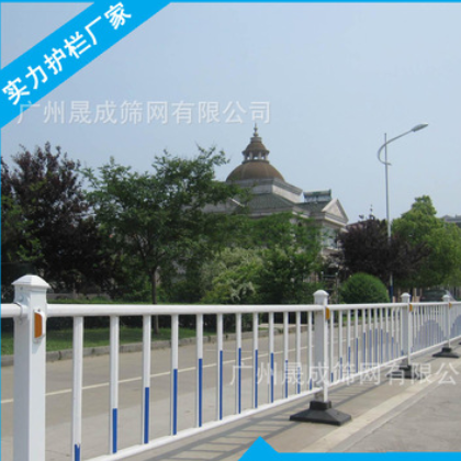 现货供应 市政护栏 广西道路栏杆免费设计 桂林马路隔离栏批发价图3