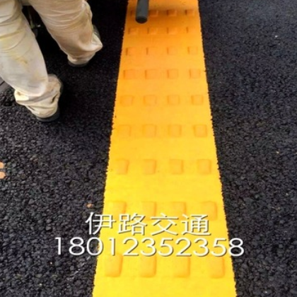 承接道路标线 震荡线，减速斑马线施工团队！服务江浙沪量大从优