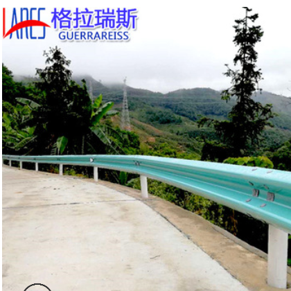 贵州贵阳息烽县B级高速公路喷塑护栏价格，3.0mm厚波形护栏厂家