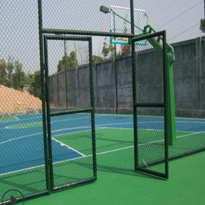 厂家批发 PVC勾花网 体育场护栏网 球场防护网 运动场围网安装