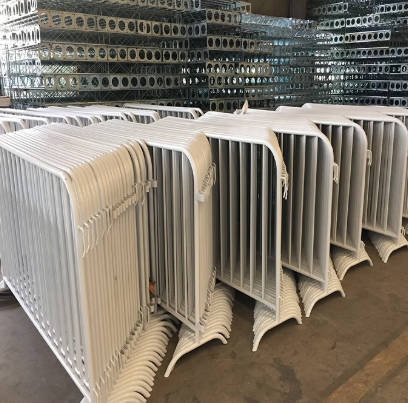 镀锌管铁马围栏公路施工护栏 脚可拆 镀锌铁马 隔离栏图3
