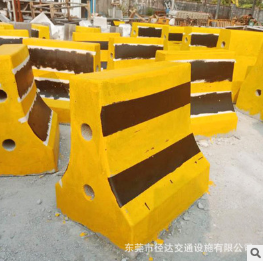 供应水泥墩 隔离墩 道路隔离墩 混凝土隔离墩 黄黑色水泥隔离墩图3