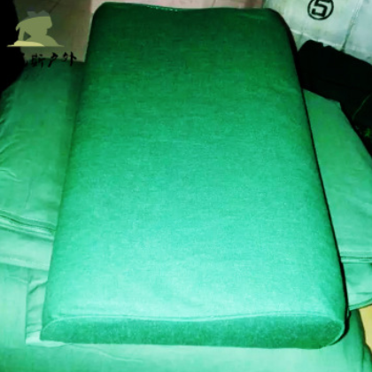 04款06款军绿枕头保健枕头太空记忆枕头u型军训枕头