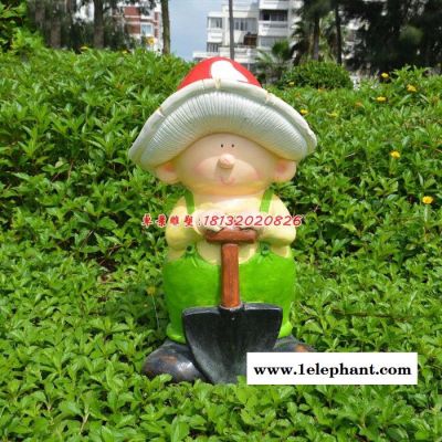 戴着蘑菇帽子的卡通小孩,公园卡通人物雕塑图5