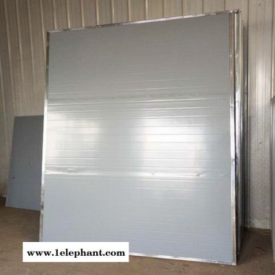 防风防尘围挡 加胶工程塑粉 拓轩冲孔板隔离 工地市政围挡 冲孔板隔离供货商图5