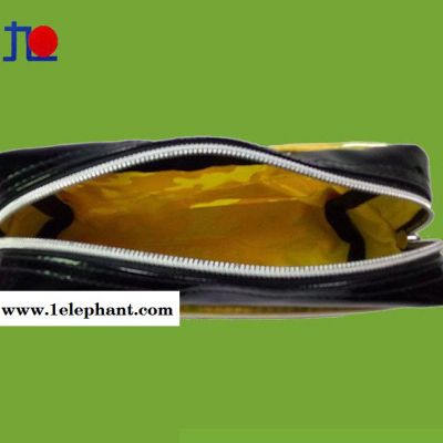 2016新款PVC化妆包 韩版化妆品收纳袋 专柜赠品图2