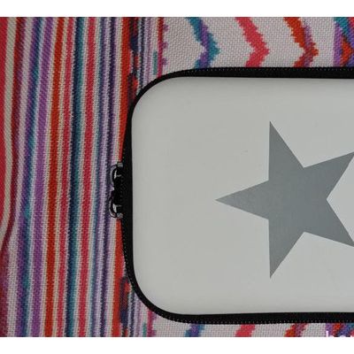 **批发耳机包 耳机收纳盒 耳机收纳袋 质量保证 火爆热卖图2