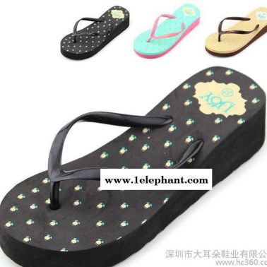 夏季爆款凉拖 夹趾拖鞋女人字拖  休闲韩版女式坡跟拖鞋低价