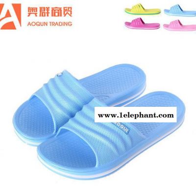 2015夏季新款洗澡拖鞋酷趣女式情侣软底防滑家居浴室凉拖鞋图2