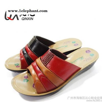 2015新真皮时尚女式凉拖女凉鞋拖鞋 妈妈真皮凉拖鞋 沙滩女图2