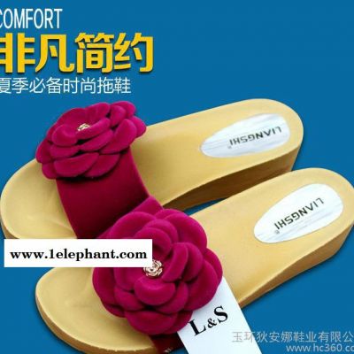 包邮沙滩一字拖鞋女休闲厚底坡跟波西米亚绸缎花朵松糕防滑凉拖鞋