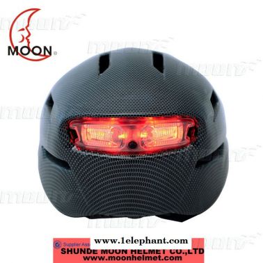 供应运动护具、运动头盔、骑行头盔、带灯头盔 、MOON**