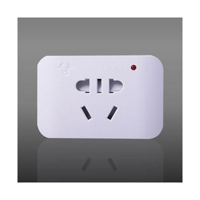 供应公牛GN-H1010防雷电源插座图1