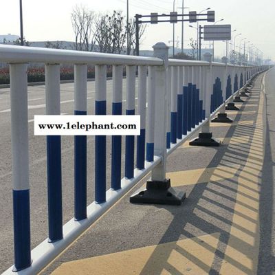 防撞柱路庄警示柱隔离公路口固定钢铁市政道路防护栏拦路反光型图2