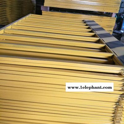 瑞旗隆专业生产施工安全基坑防护网 临边防护网 高铁防护网 地铁防护网 常年备有大量库存,专业订做各种规格基坑防护网图8