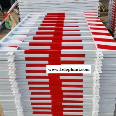 瑞旗隆专业生产施工安全基坑防护网 临边防护网 高铁防护网 地铁防护网 常年备有大量库存,专业订做各种规格基坑防护网图4