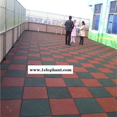 平顶山 工作室橡胶地垫 橡胶地垫防滑垫 不鼓包不翘边 平顶山 工作室橡胶地垫 橡胶地垫防滑垫 不鼓包不翘边