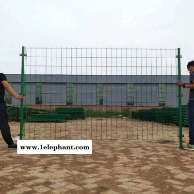 博通供应 圈地围栏网 场地防护网 园林防护网 围山防护网图5