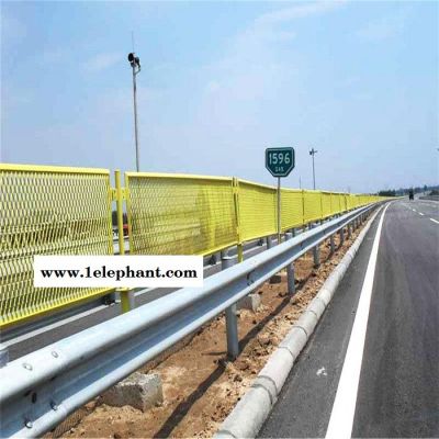 坡道围挡防护网 牢固抗晒坡道防护网 菱形包塑防护网批发订购图7