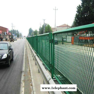 坡道围挡防护网 牢固抗晒坡道防护网 菱形包塑防护网批发订购图4