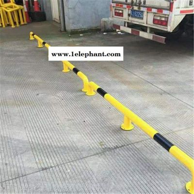 方元浩宇 户县 M型防撞护栏 U型钢管挡车器 加油站警示柱 异型U型挡车杆 钢管防撞器图2