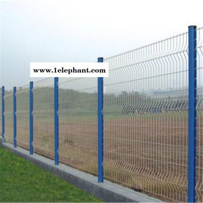 供应 桃型防护网 河堤防护网 双边丝防护网 护栏网 焊接铁丝网焊接丝网河道护栏网焊接网厂家图4