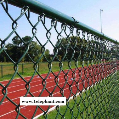 唯升  厂家  球场护栏  体育防护网  球场防护网  球场围网  球场隔离栏