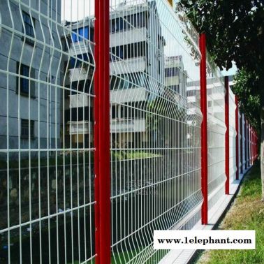 振鼎小区桃型柱防护网 绿色浸塑公路防护网 厂家批发