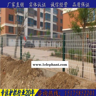建筑工地防护网 框架防护网 高速公路防护网 高速公路护栏网图6