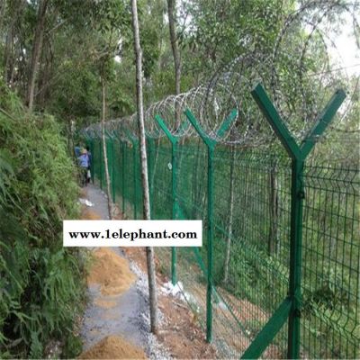 供应 科耀 监狱护栏网 机场护栏网 看守所防护网 军事基地防护网 边界防护网 寖塑电焊网 网片厂家图6