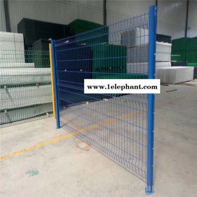 园林护栏网 绿色铁丝防护网 三折弯防护网图5